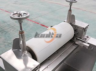 Máy Lột Da Cá Product Photograph