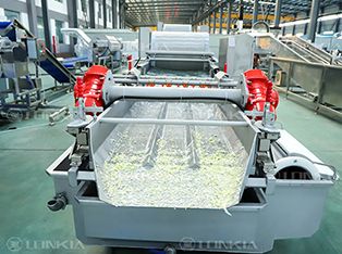 Máy Rửa Dòng Xoáy Product Photograph
